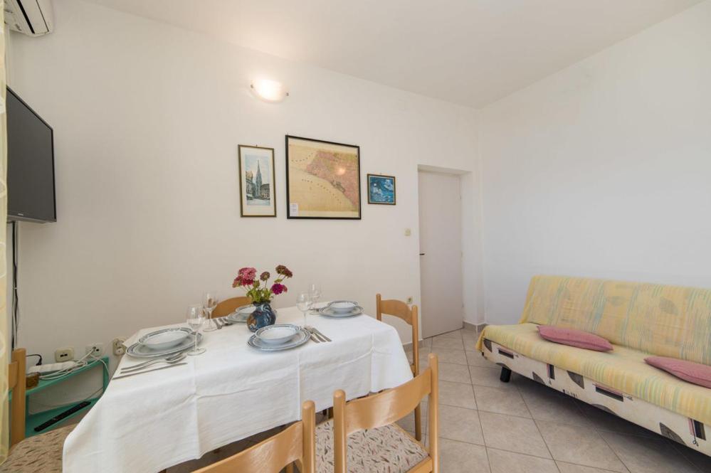 Apartments Dominko Brist Esterno foto