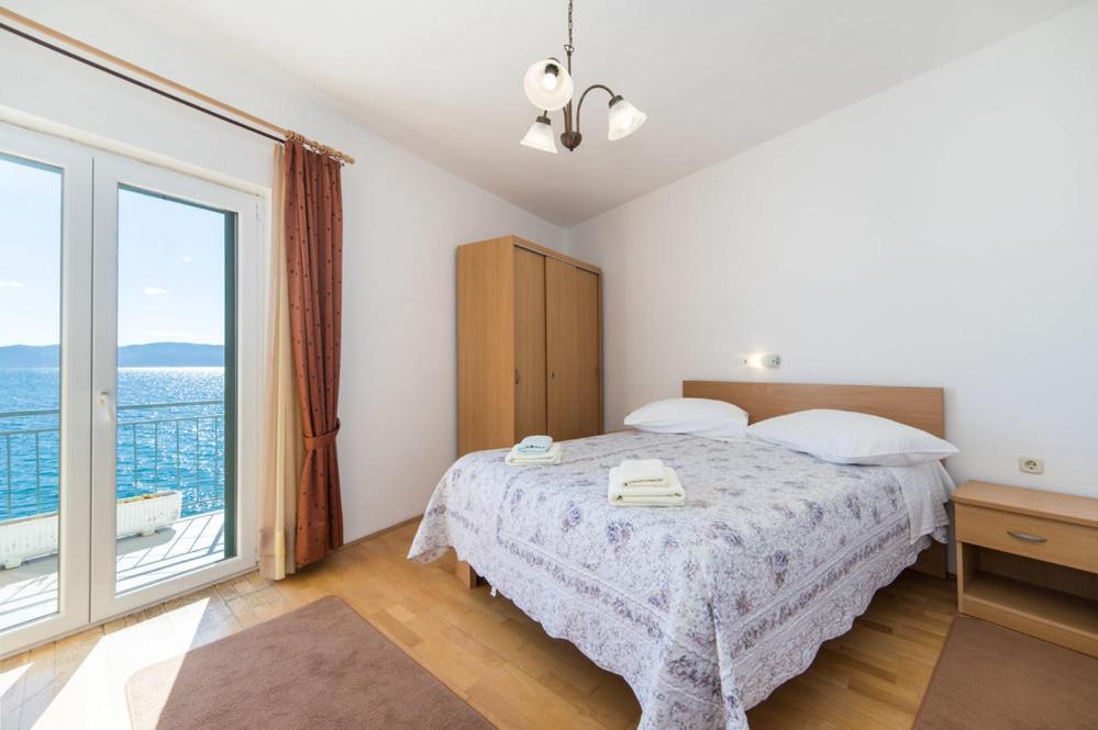 Apartments Dominko Brist Esterno foto